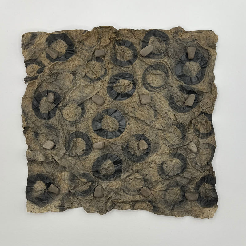 Liz Eakins -  16 Smoky Pebbles