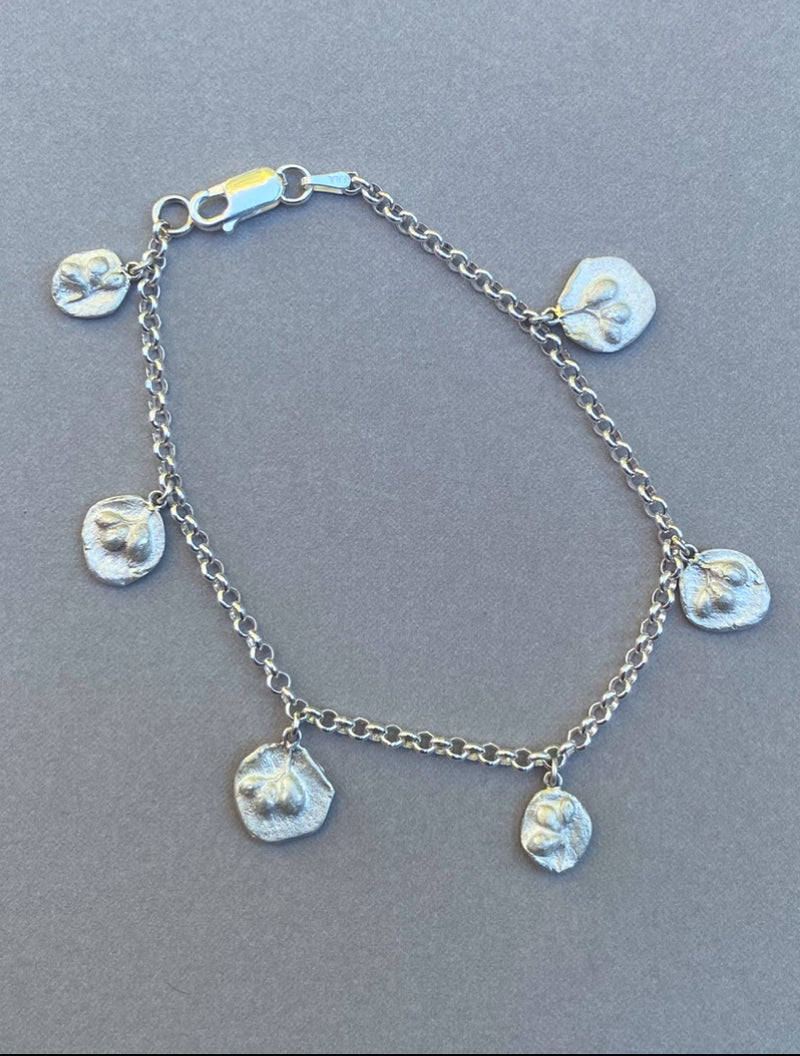 Andrea Mueller -  Floral  Talisman - Charm bracelet