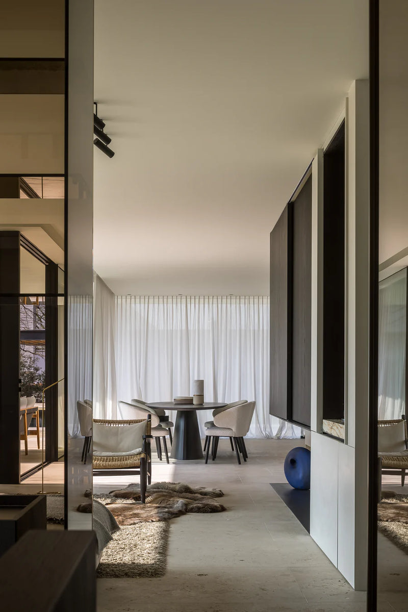 Sophisticated Elegance - Dennis T'Jampens