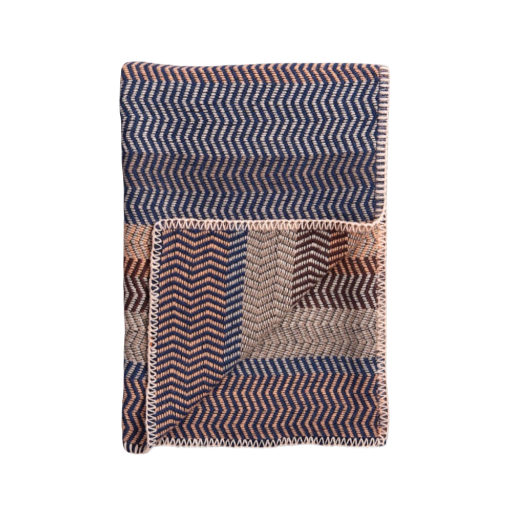 FRI_THROW_3452_By_the_fire_FOL